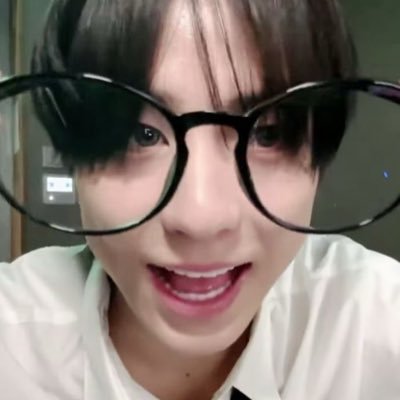 ichigokow's profile picture. 雪明かり electric boogaloo