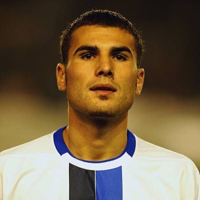 MutuHQ's profile picture. Chelsea in my DNA | Powered by AdrianMutuHQ | ⚽ Football talks