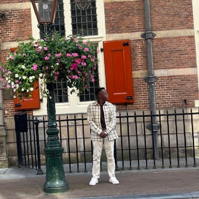 Isaaclymon's profile picture. probably exploring cool things with immersive tech.