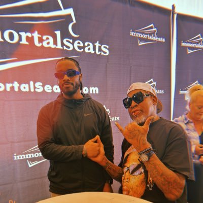 masshendrix's profile picture. ☔️