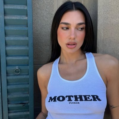 perravenecia's profile picture. taylor swift la droga que corre por mis venas