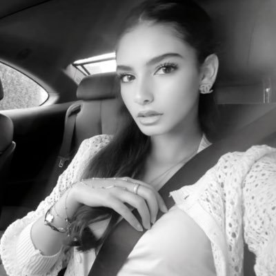 Shougaalshh's profile picture. 