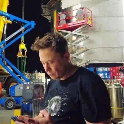 Elonnmusxkk's profile picture. I'm the CEO and Chief Engineer at SpaceX, CEO and Product Architect of Tesla