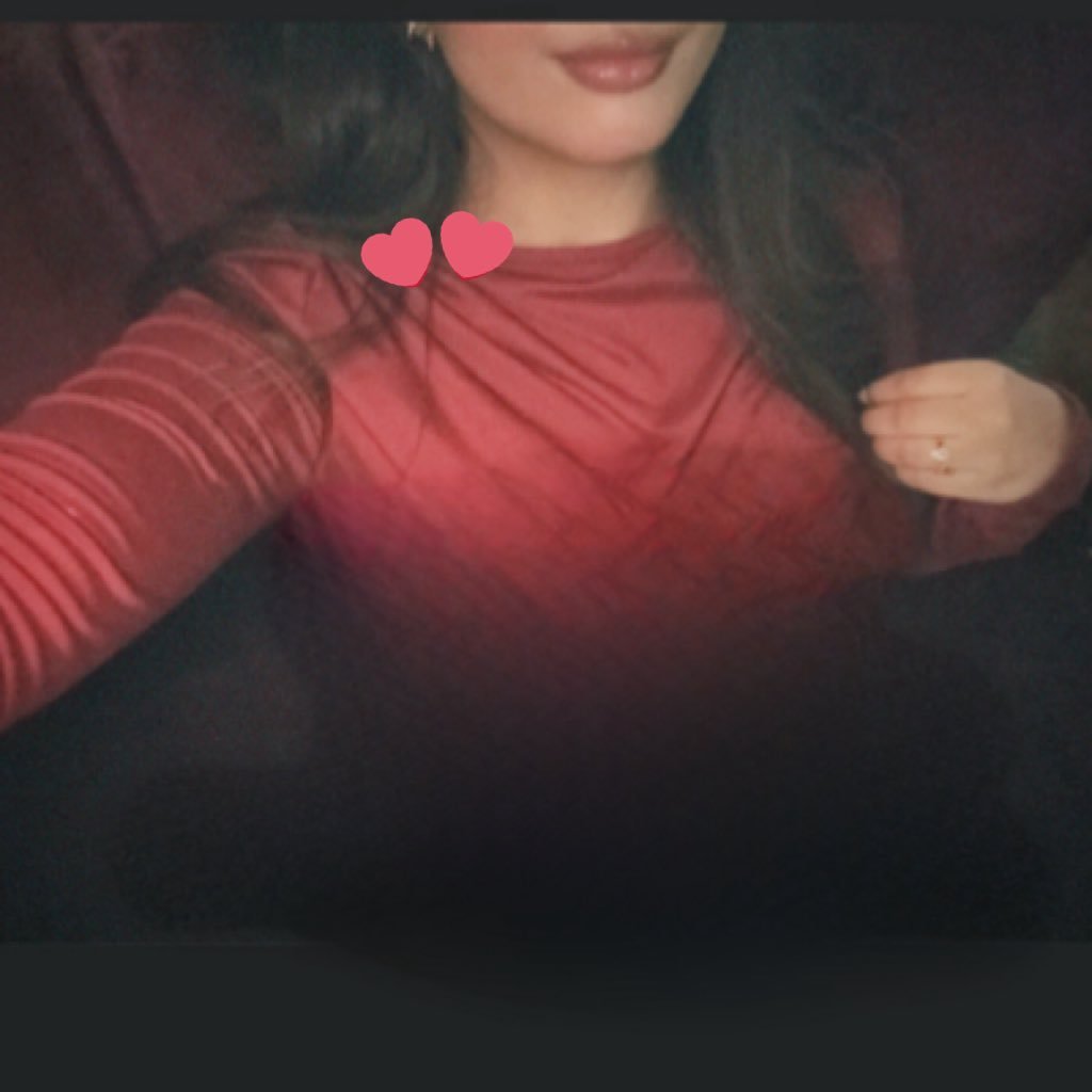 r2l5l's profile picture. 