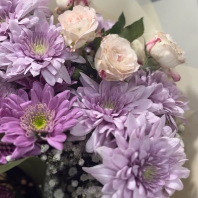 zahraa18___'s profile picture. {فَإِنَّكَ بِأَعْيُنِنَا}💜🕊️ ، 💍💜