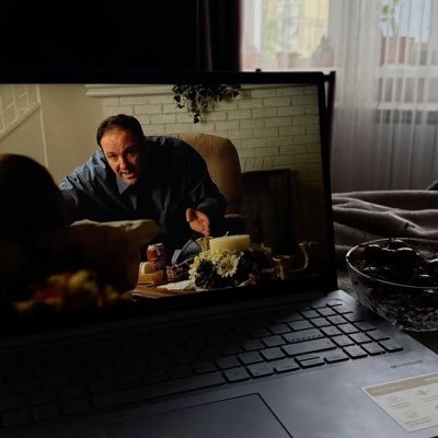 c7iqi's profile picture. Sir #soprano