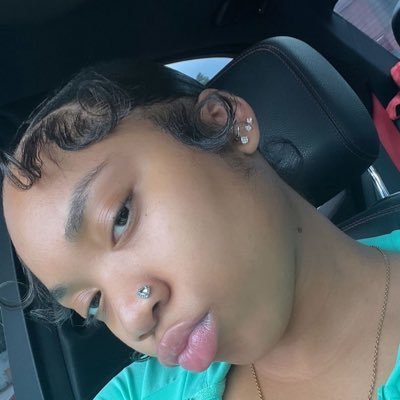 Kel30732Kelly's profile picture. self love 💕 can’t stop loving myself 👋💕💕💕💕