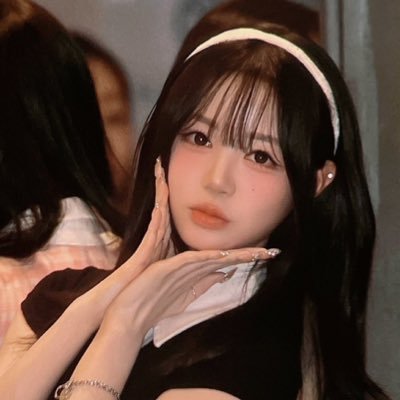 sweet_jungeun's profile picture. 🦢 — S21 & cheerz enthusiast!