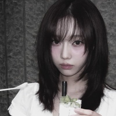 ziyuforziyu's profile picture. 즈위 이것저것