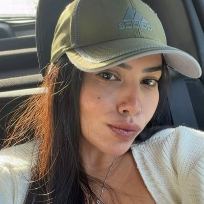 _eubtrz's profile picture. vou mostrando como sou e vou sendo como posso. ✨