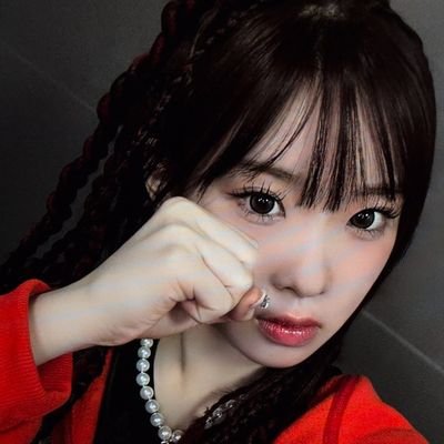 emmqemmq's profile picture. doyi y sena debut ☆