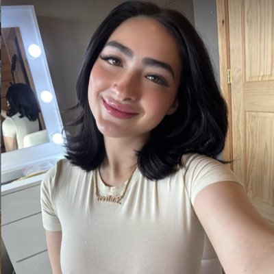 haileyrapheal1's profile picture. Content https://t.co/UGjYfcjm5S 
4’11 boricua