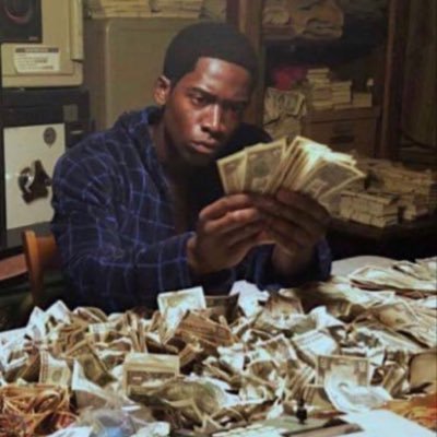 eddynla001's profile picture. CHILD OF GOD| HUSTLER | CRISTIANO RONALDO IS THE GOAT OF FOOTBALL 🐐🤴| SELL LOGS 🗽| STAY BLESSED 🕊 |The lord is my shepherd I shall always want 🙏🕊❤️