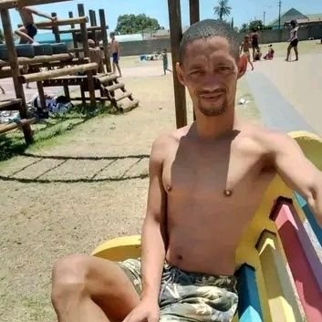 AbrahamsDu38894's profile picture. 