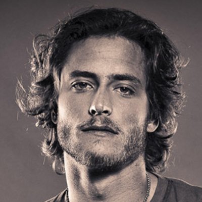 EmileTorel's profile picture. Tout est moral entre les individus, tout est physique dans les masses.