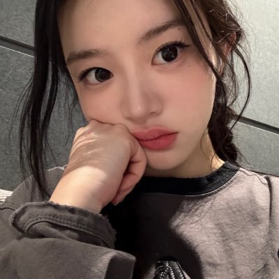 purinzidealist's profile picture. ILLIT ult 💙 AO3 writer too... sometimes || He/him || crazy over park minju. || remember the magic inside of you