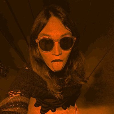 iamStrych9's profile picture. /ˈstrɪkniːn/  | 27 | 🏳️‍⚧️ | big sis of @snuffbaitmutt