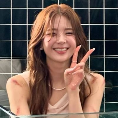 maca99solis's profile picture. Hi, I'm from Chile🇨🇱, Social Worker,🏳️‍🌈,BLINK (not toxic) number one, Swiftie,FreenBecky,MIDZY, BUNNIE,NSWER and CARAT.