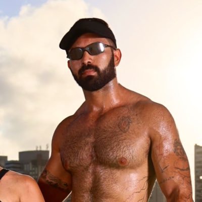 umeduso's profile picture. Biscoitos, reclamações, música e política.