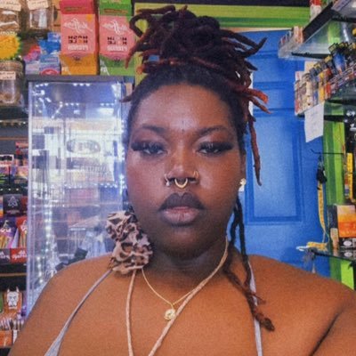 medusvaaaa's profile picture. $10 to get in ✨ $NiyaDawn 🪷main: @p0cccca 🐍