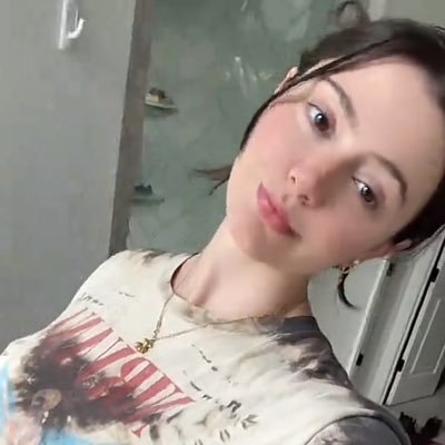 makinde99's profile picture. if you care to know me come close sexy 🥰🔥🍑