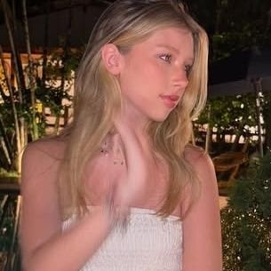 lmjglossy's profile picture. protect lauren jauregui