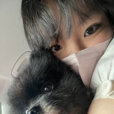 thinkingaboutye's profile picture. 연이고, 사실은 효니예요. / #효니밥/ #도리밥 / #연공/ #효슝/ https://t.co/qaPa9HVAEA