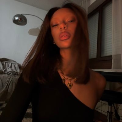 plunagonaa's profile picture. 