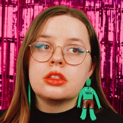 cheyedewolf's profile picture. producer, editor, & thumbnail designer @netflix @benandemilshow @lemonadecast @offlinetv - prev: @thetmgshow @pyrocynical - she/they