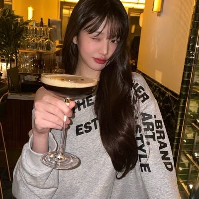 sukabgtindomie's profile picture. indomie ayam geprek for lyf😋