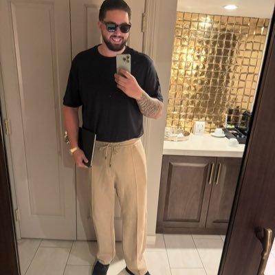 Alek_Manoah6's profile picture. I throw baseballs   glory to God