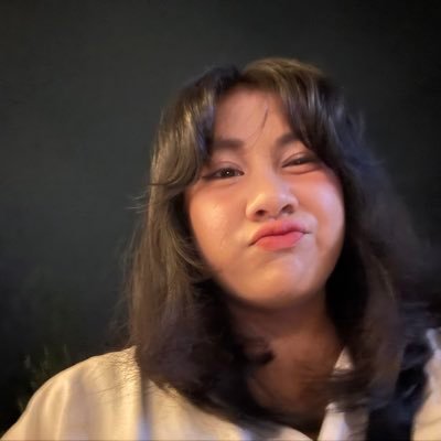 thepiewholoveme's profile picture. saya adalah bunga sekian dan terima kasih🙏🏻