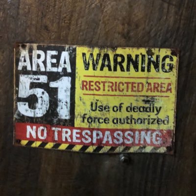 atomicbandits's profile picture. pro-player yapper