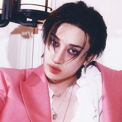 starlostchnie's profile picture. this user loves skz !! || she/her | 22