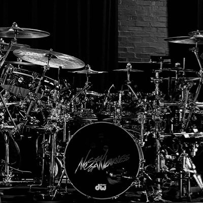 officailRaven's profile picture. Dad 👨‍🍼| Football fan | Music lover | Chelsea Fc Fan | 💙 . @chelseafc , Burna Boy Fan #Outsider.