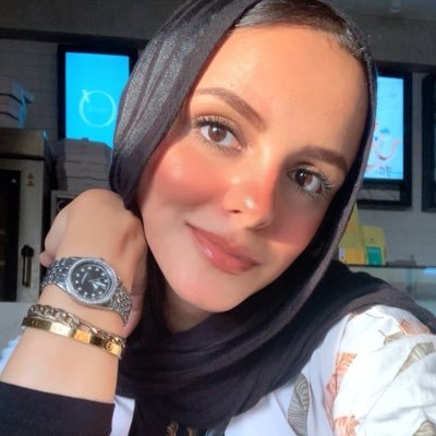 ayaaao_'s profile picture. Veterinarian 🐾💉