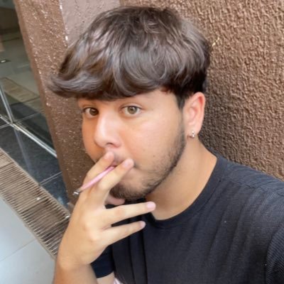 imnotleleoo's profile picture. 