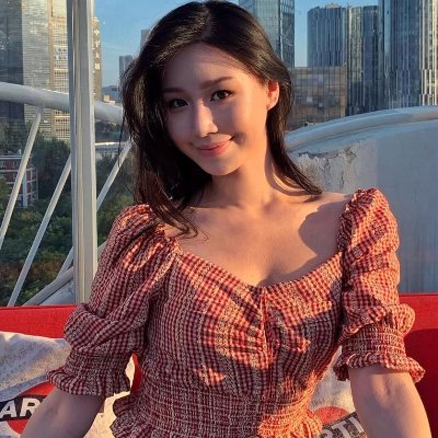 Chloe213653's profile picture. Building dreams, not excuses