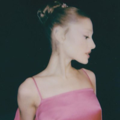 grandesevermore's profile picture. jesus what’s a girl to do