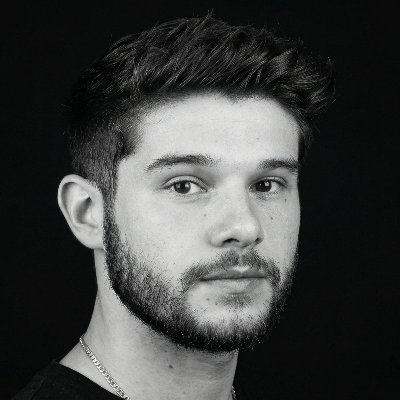 0mjs_'s profile picture. Full-Stack Engineer ◦ Go/TS ◦ Talk is cheap, send Buldak Ramen 🍜