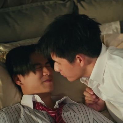 lightdownpour43's profile picture. 