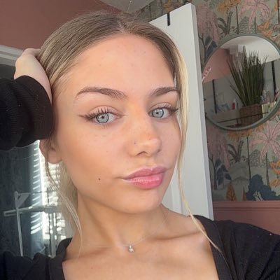 vicseralindoses's profile picture. when facing the things we turn away from ✮⋆˙｡⭑.ᐟ⋆˙ w.w.a • 5sos show • n.f.a.t.t.n.e • e.a.s