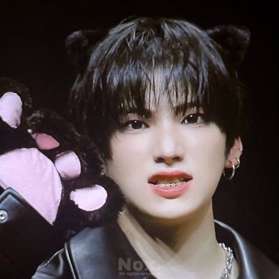 sugajoonism's profile picture. bts loyalist e &team promoter