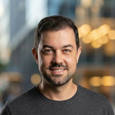 diegociconi's profile picture. Tentando enriquecer com IA antes que ela tome o meu lugar. 🤖
Documentando a jornada: 🛠️ Ferramentas 🎯 Acertos ❌ Erros
🧠 Mente financeira  🧰 Mão na massa