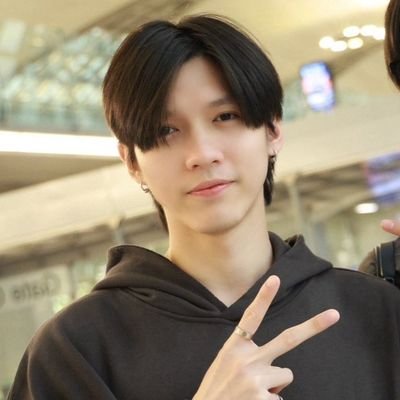 Lucky_Sky55's profile picture. 96   ♉🌙                                                                                                       BABY
MOONW4LK
💛💜
🫧🫧