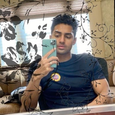 rosecoloredravi's profile picture. hello 911 twt I hate u