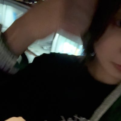 21re0_0sngl4's profile picture. 04