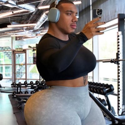 pisohoyo's profile picture. Diputado Federal por el Partido de tu Pichorrita Babosita Mailob