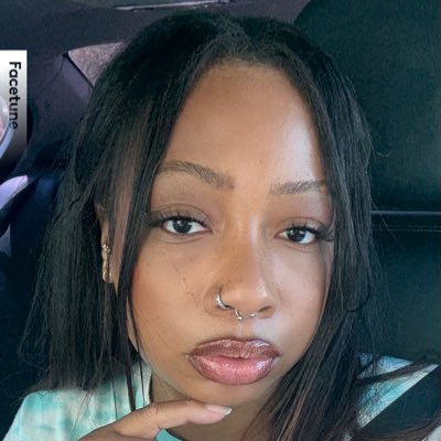 DesTheeZoldyck's profile picture. 🍓🍥 | Killua stan account | Anti-Hiruzen and Anti-Drake/Canada account. ⚢ Lesbian