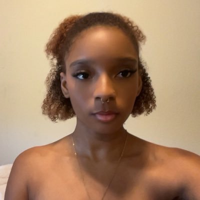 yourowndymond's profile picture. 19 👑 Spoiled princess with luxe tastes ✨. I shop for sport 🛍️. Don’t speak unless you pay tribute—and even then, I’ll think about it. Tribute in my Linktree